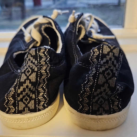 Womens Mad Love Black Canvas Sneakers - Picture 5 of 8